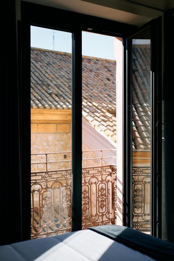 Apartamentos One Teruel Extérieur photo